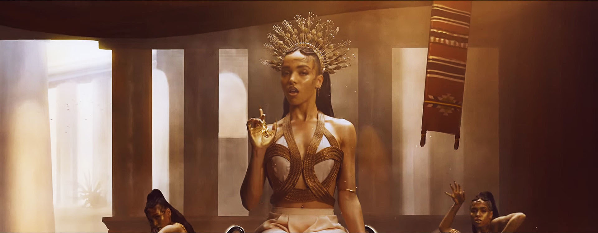 Flood Watch Fka Twigs Unleashes Exotic Video For First Single Off Upcoming Album 