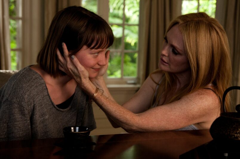 Mia Wasikowska and Julianne Moore in "Maps to the Stars"