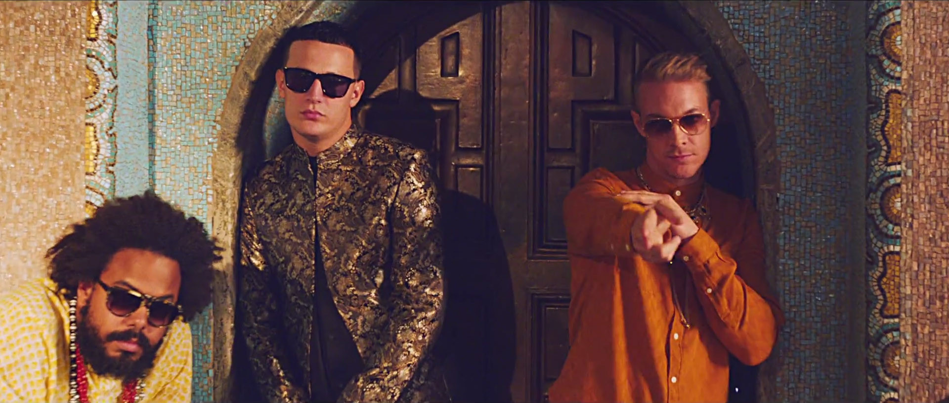 FLOOD - WATCH: Major Lazer Heads to India in “Lean On” Video