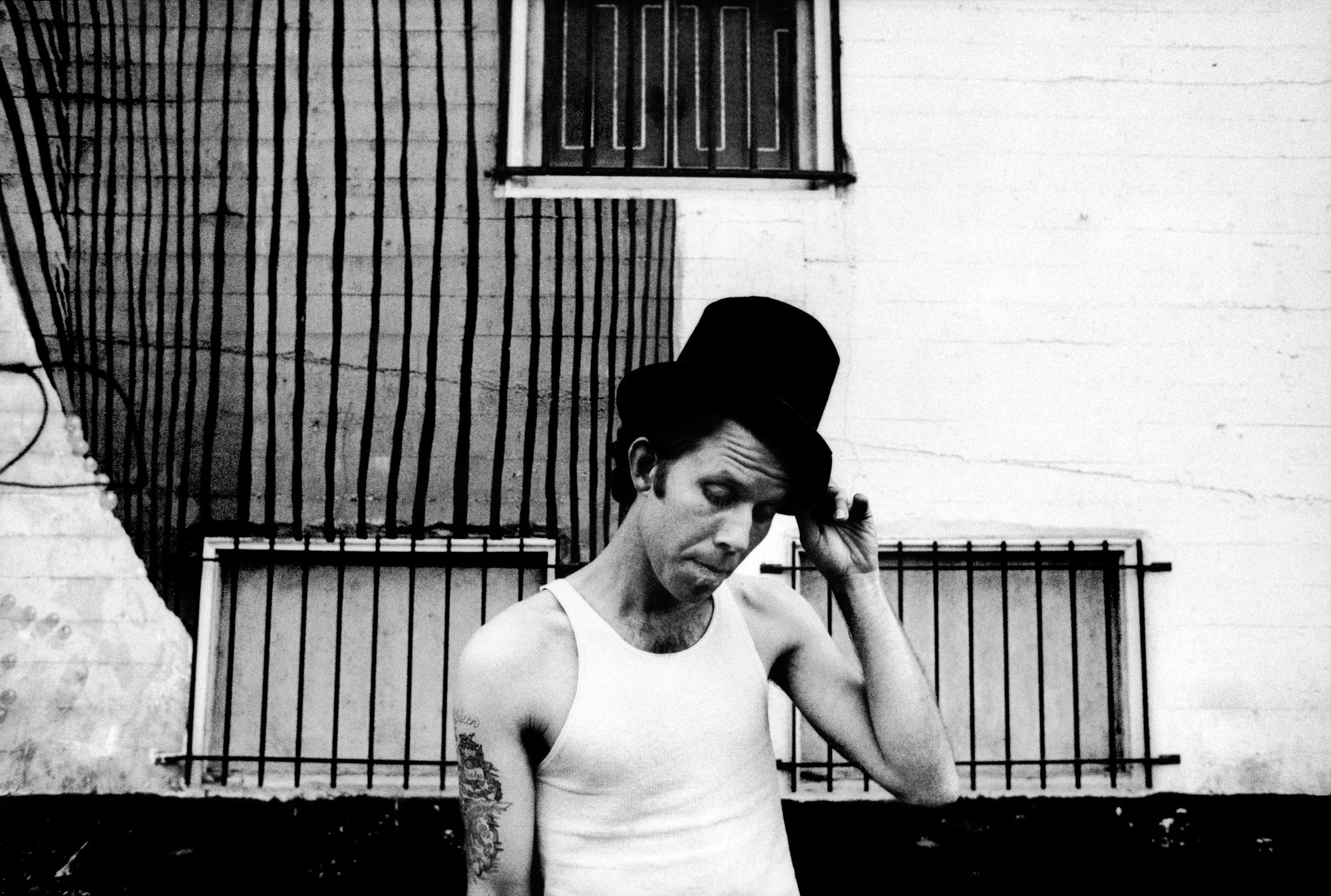 FLOOD - Yesterday Is Here: Tom Waits' Disruption of the Notion of